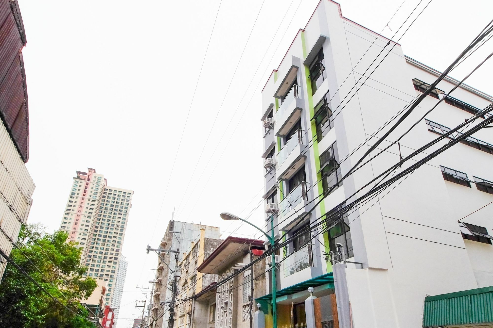 Zen Rooms Time Travellers Makati Makati City Ngoại thất bức ảnh