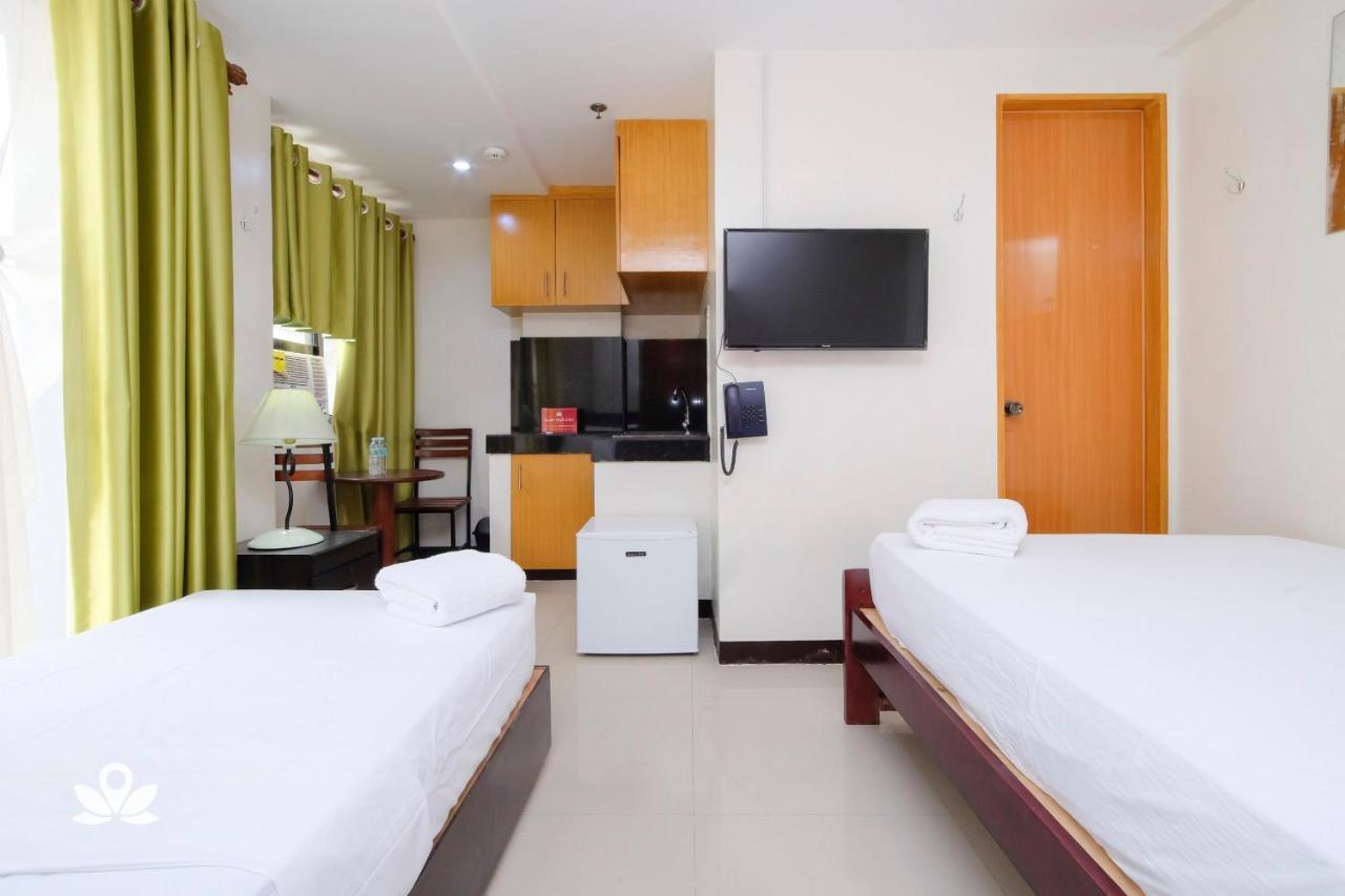 Zen Rooms Time Travellers Makati Makati City Ngoại thất bức ảnh