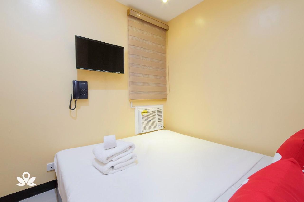 Zen Rooms Time Travellers Makati Makati City Ngoại thất bức ảnh